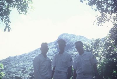 085085-R1-30-31.jpg